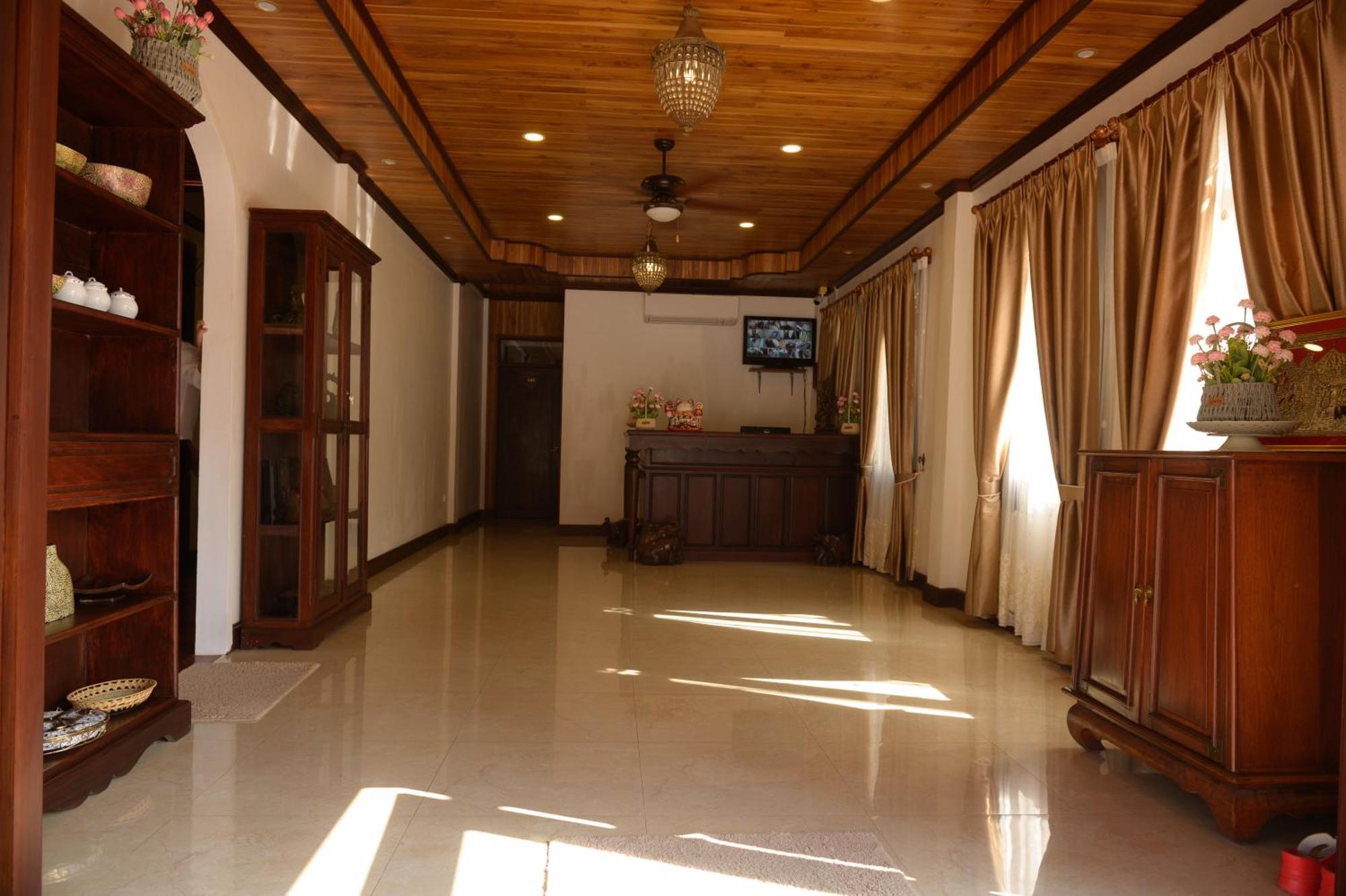 Lux Hotel Luang Prabang Exteriör bild
