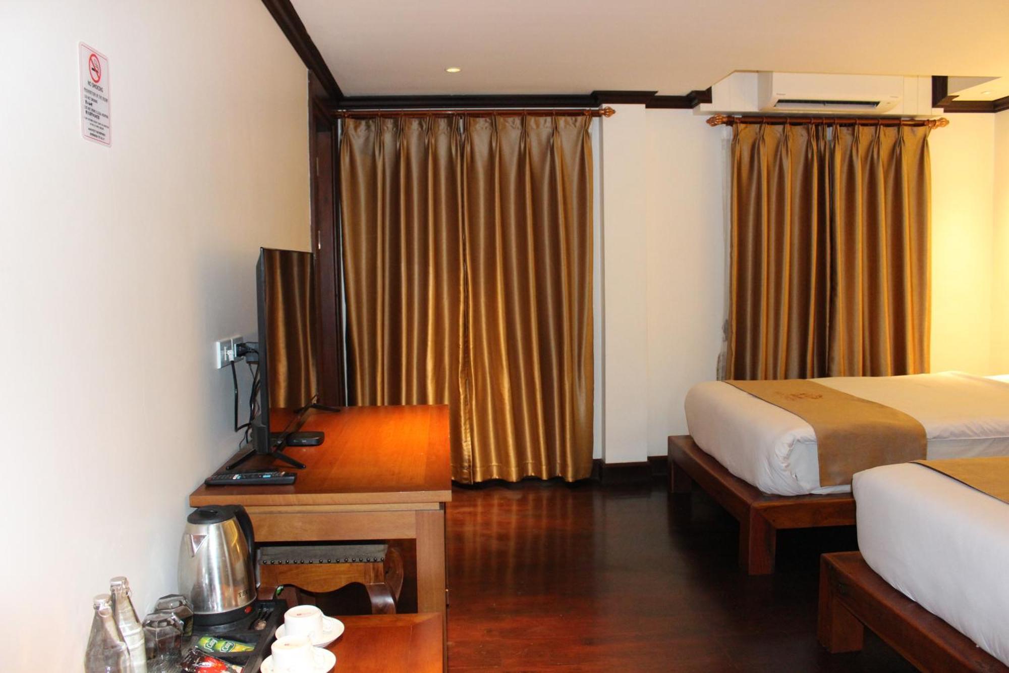 Lux Hotel Luang Prabang Exteriör bild