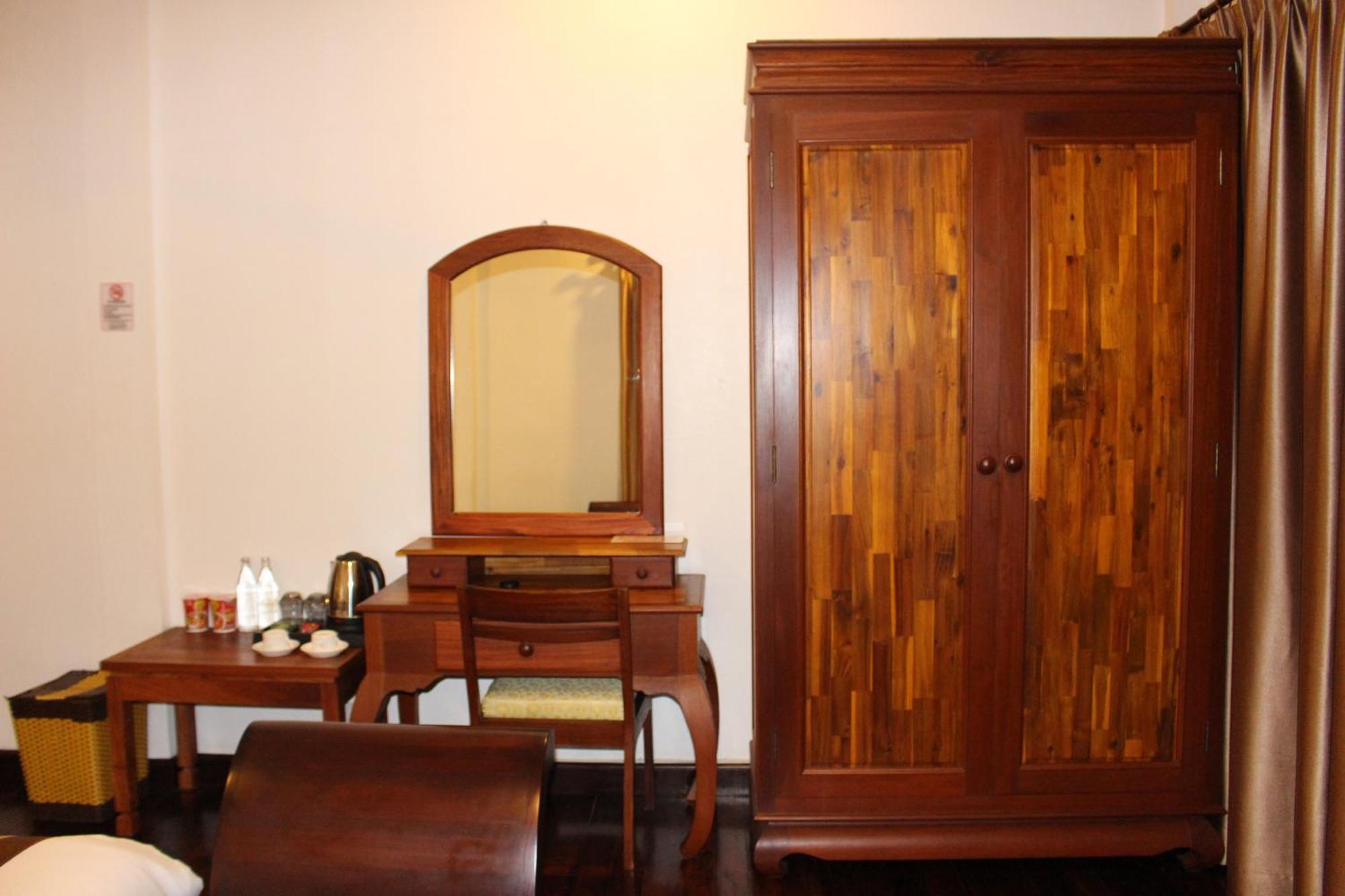 Lux Hotel Luang Prabang Exteriör bild